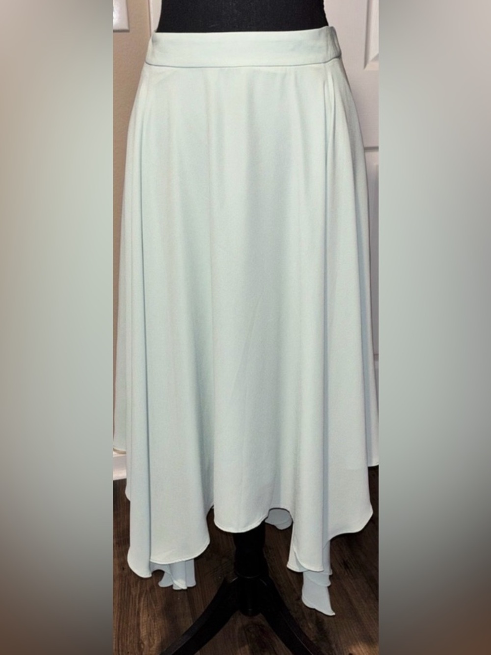 Banana Republic Chiffon Flowy Asymmetrical Midi Skirt Mint Green Size 6